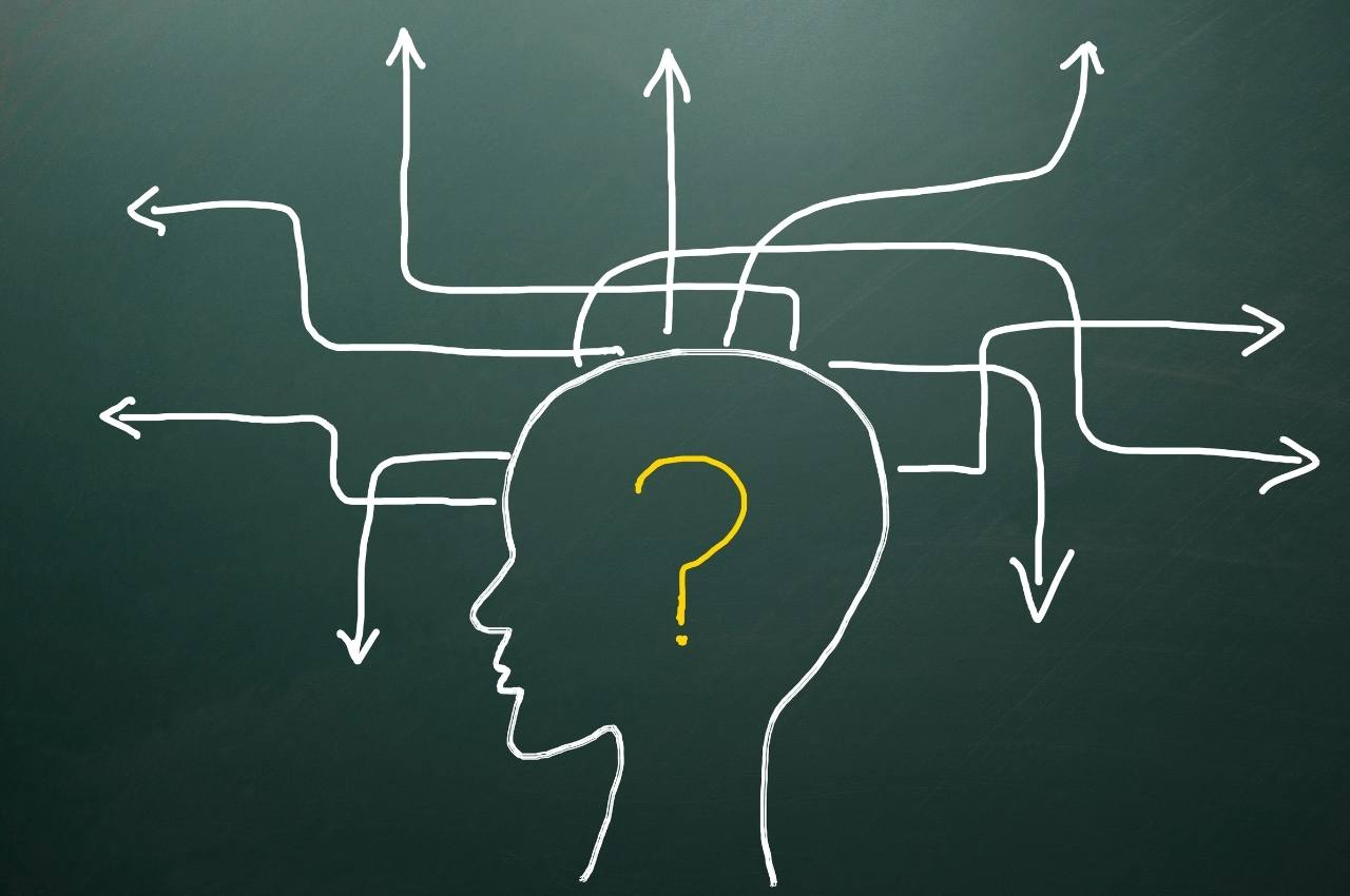 Comment gérer la surcharge mentale quand l’indécision épuise le cerveau ? Découvrez l’impact neurologique du doute et comment retrouver clarté et énergie.